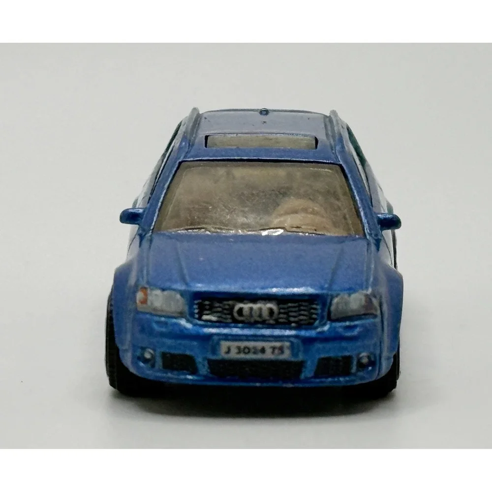 MATCHBOX '04 Audi RS6 Avant 2006‎ Thailand Blue Die-Cast